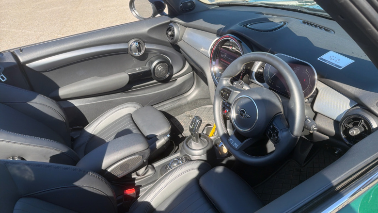 MINI Cooper 2.0 S Exclusive 2dr Auto Petrol Convertible